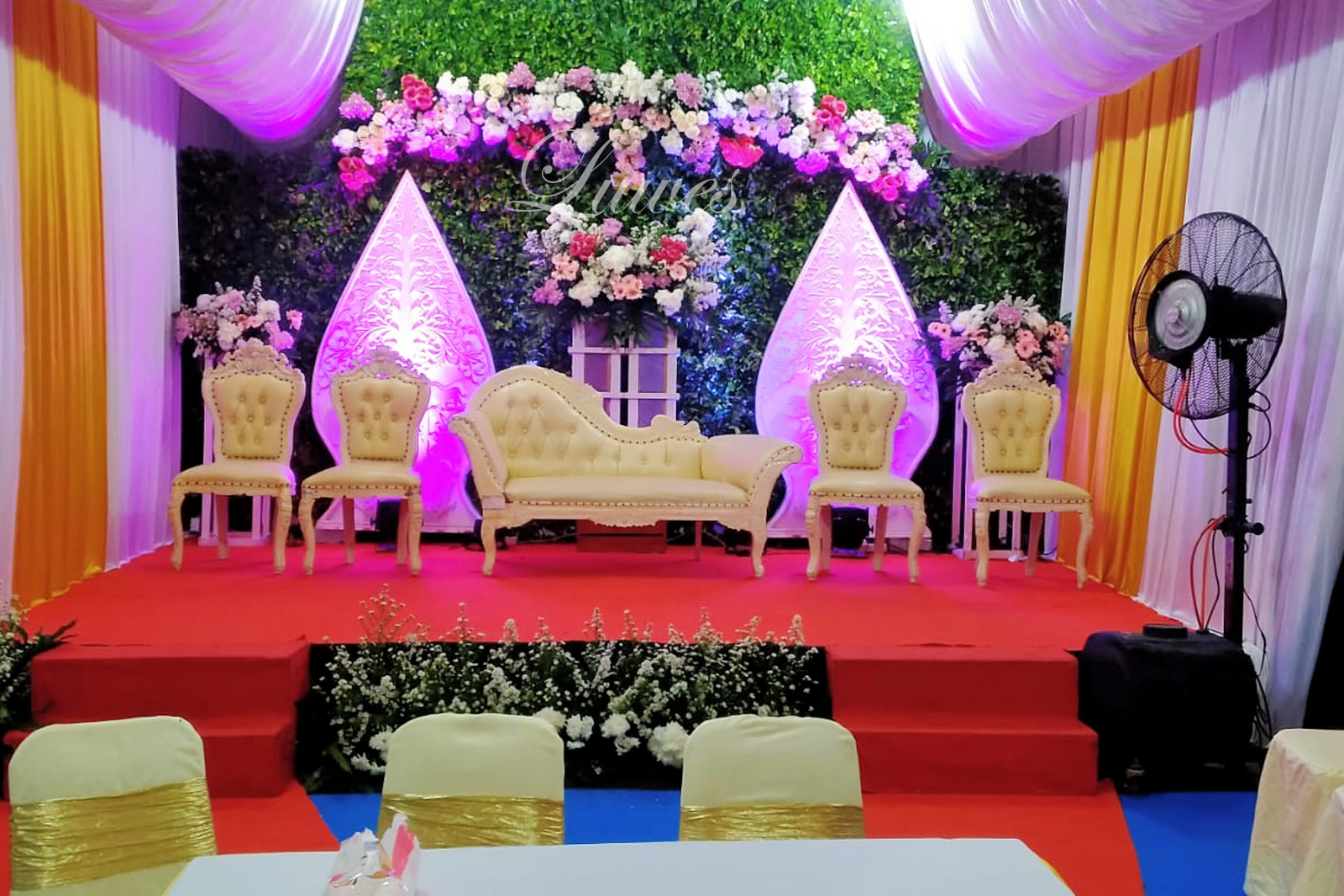 Tenda resepsi pernikahan modern