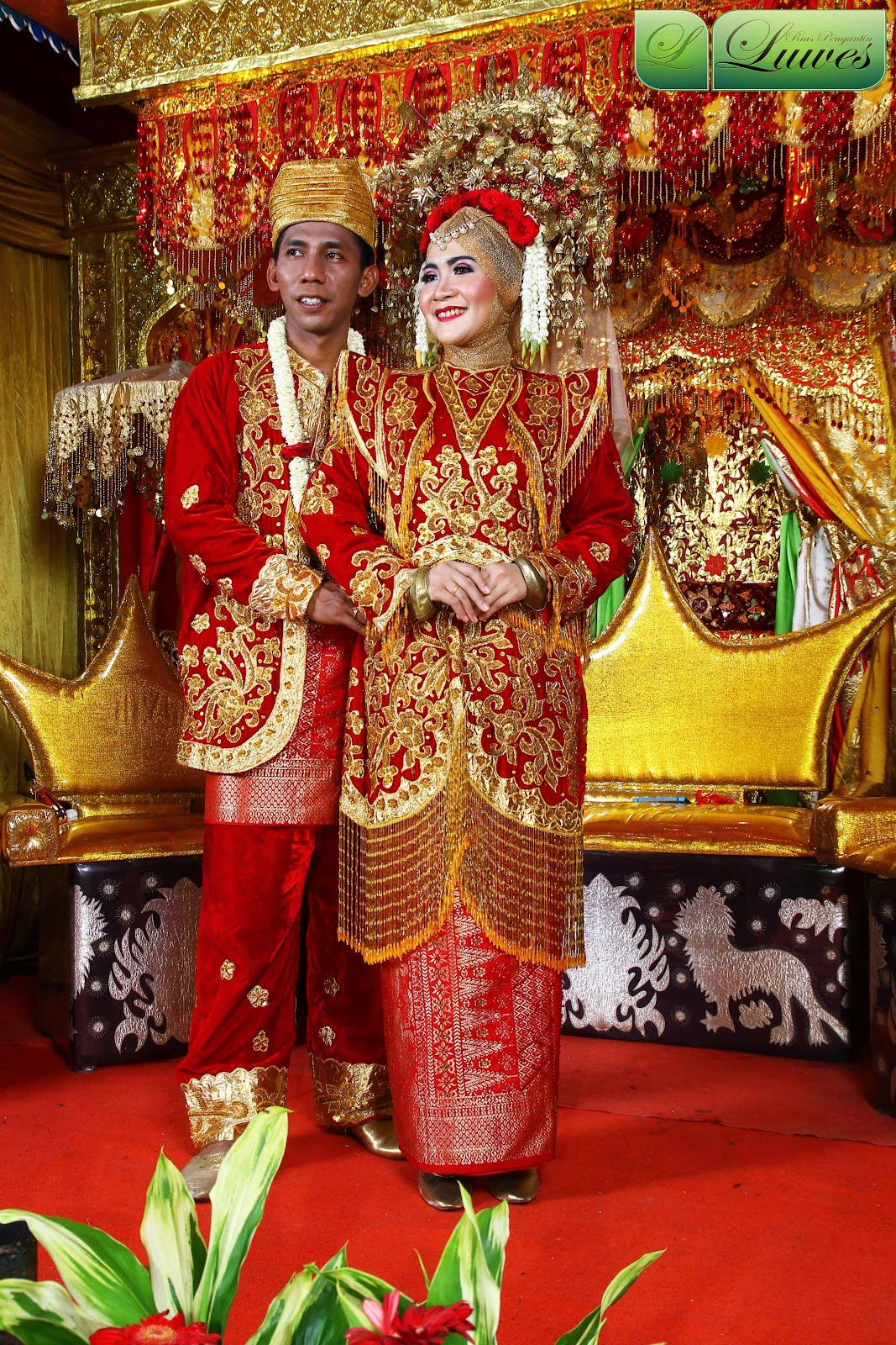 Pengantin Adat Padang