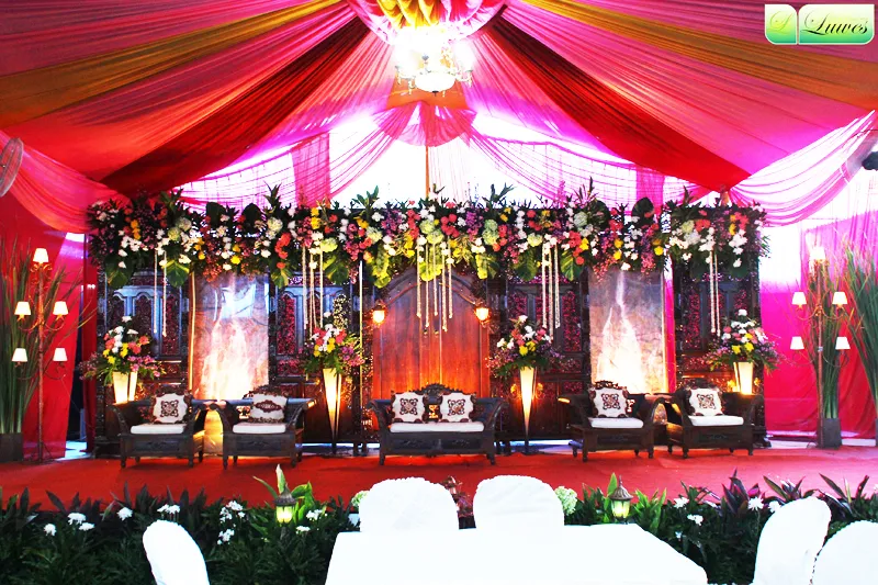 Paket pernikahan di gedung bekasi 300 undangan 600 porsi