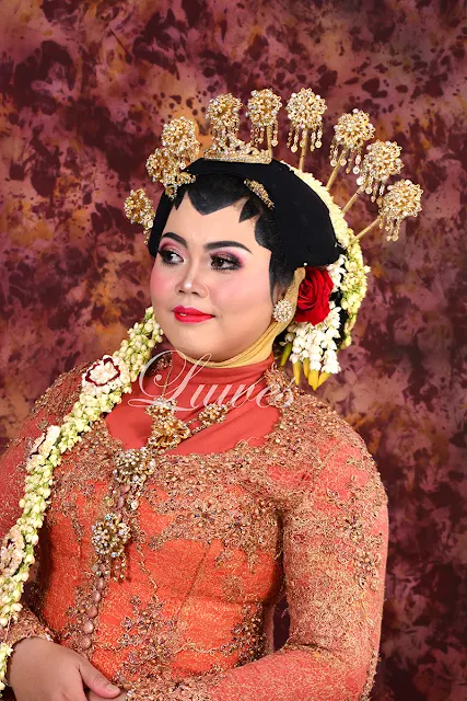 Rias pengantin adat jawa paes ageng muslimah modern